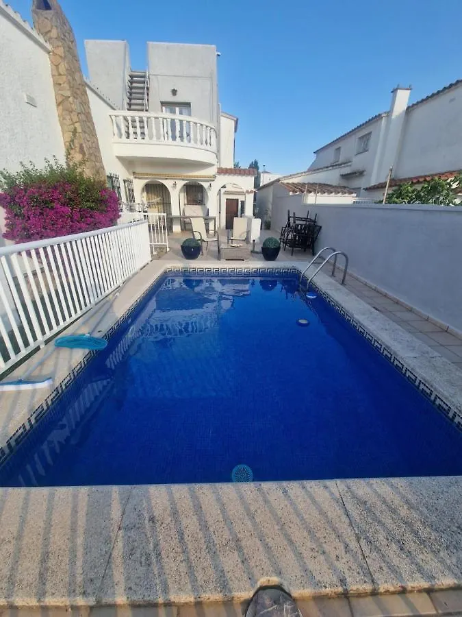 Arning Apartment Empuriabrava 0*,  Spain
